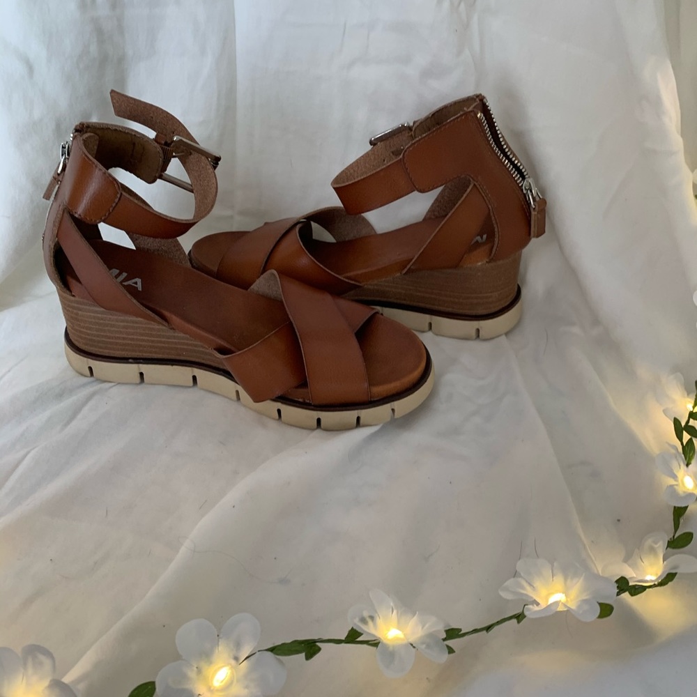 mia sandals! ♡